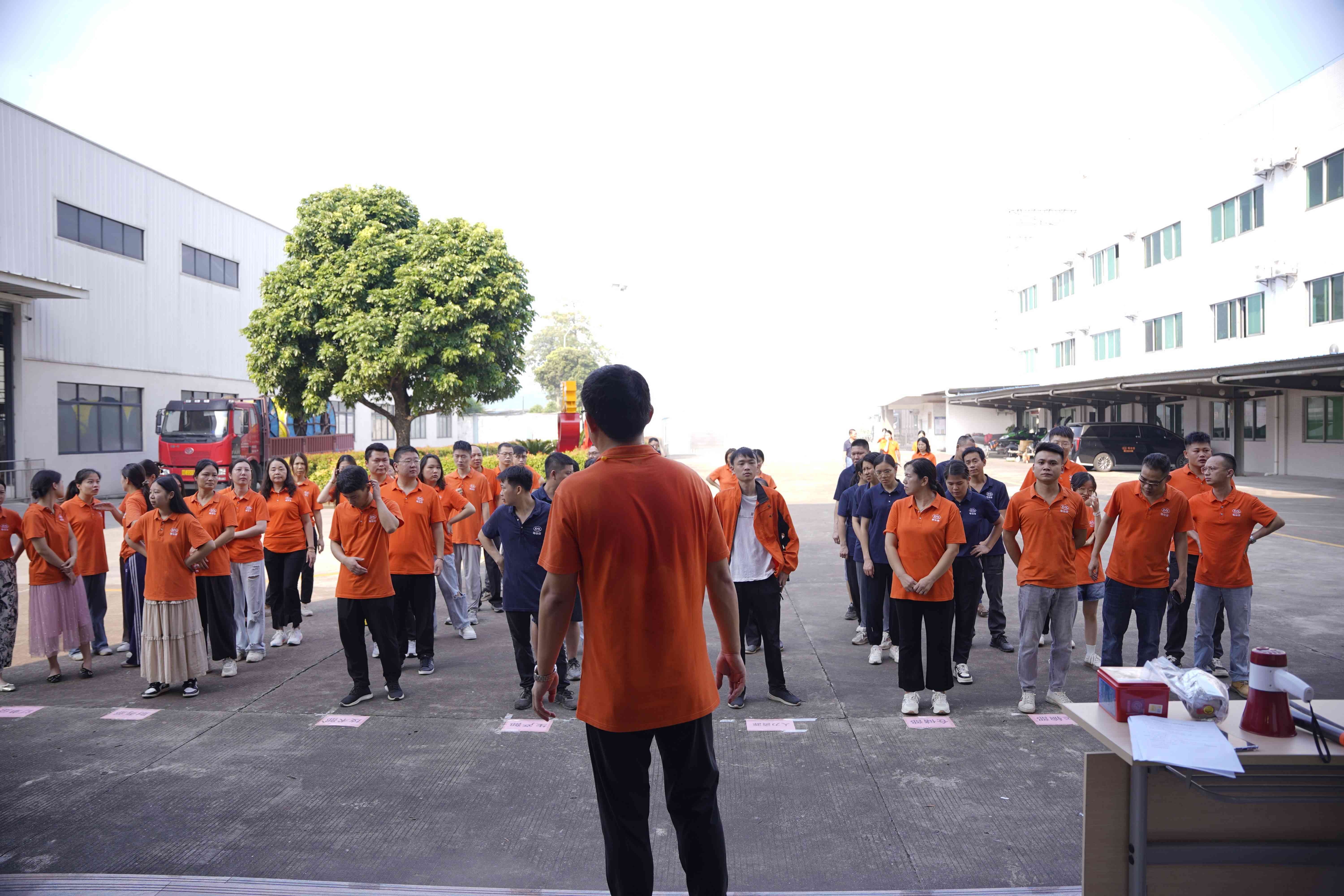 以練為戰(zhàn)筑防線(xiàn)，防患未“燃”強(qiáng)意識(shí)